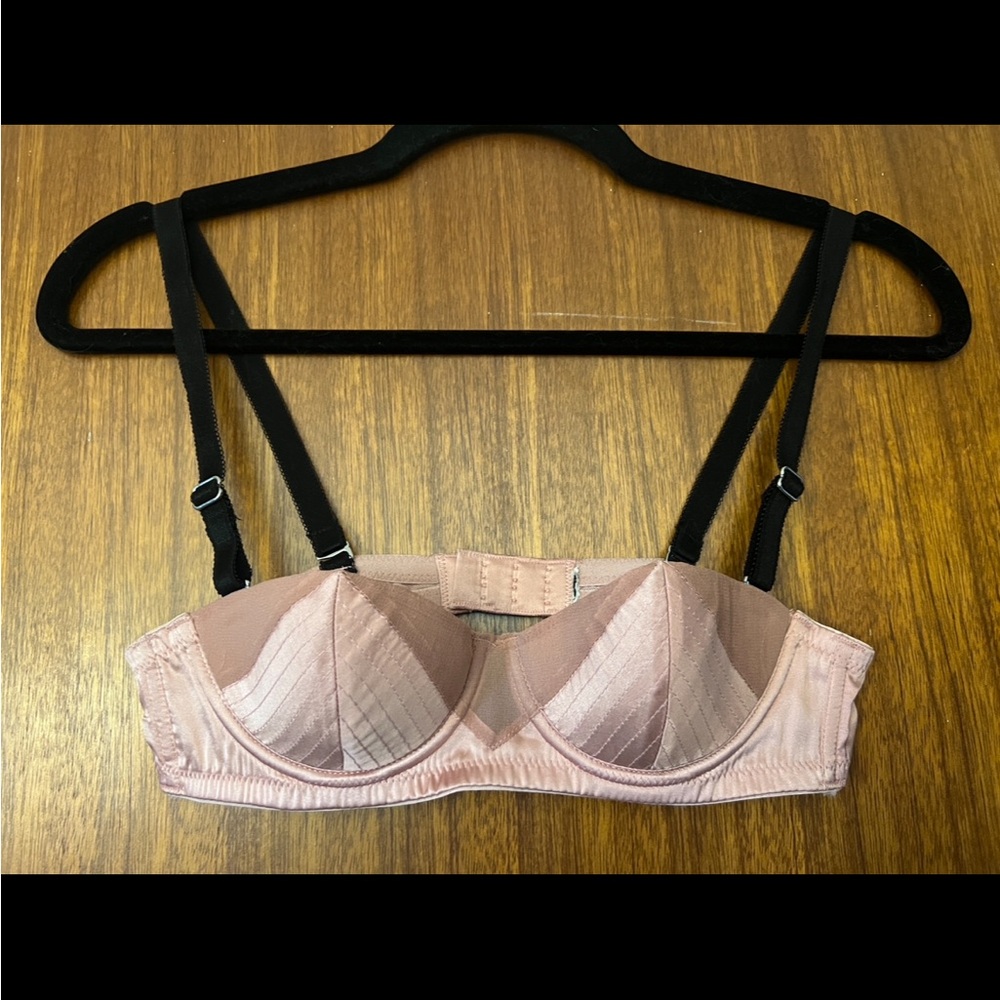 Fleur Du Mal Top Stitch Convertible Bra in Pink